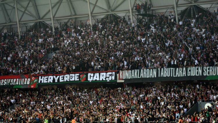 Karşıyaka'nın gözü derbide