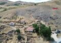 Göç nedeniyle terk edilen köyde yalnızca bir aile yaşıyor