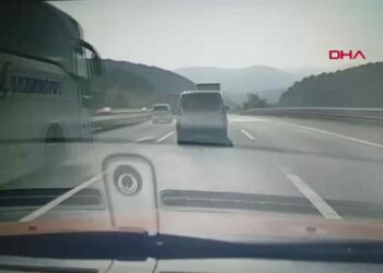 Yolcu otobüsüyle çarpışan hafif ticari araçtaki Burak, kurtarılamadı