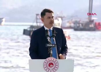 Bakan Kurum: Denizlerimizin, kirletilmesine tahammülümüz yoktur