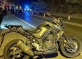 Devrilen motosikletten midibüsün altına savrulan sürücü hayatını kaybetti