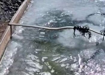 Kars’ta eylül ayında sular buz tuttu