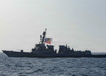 CENTCOM'dan 'ABD savaş gemileri vuruldu' iddiasına yalanlama