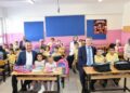 Sultangazi’de 1. sınıf öğrencilerine kırtasiye seti desteği