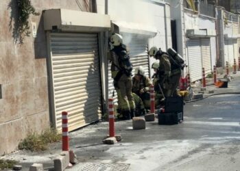 Avcılar'da depo olarak kullanılan garajda yangın