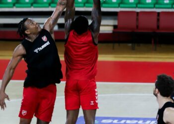 Karşıyaka'dan basketbolda sponsorlara çağrı