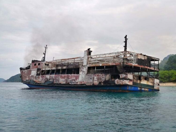 Filipinler'deki yolcu feribotunda çıkan yangında hayatını kaybedenlerin sayısı 76'ya yükseldi