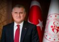 Bakan Bak'tan, milli para yüzücülere tebrik