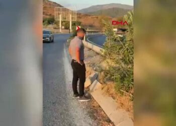 İzmir'de refüje çarpan motosikletin sürücüsü hayatını kaybetti