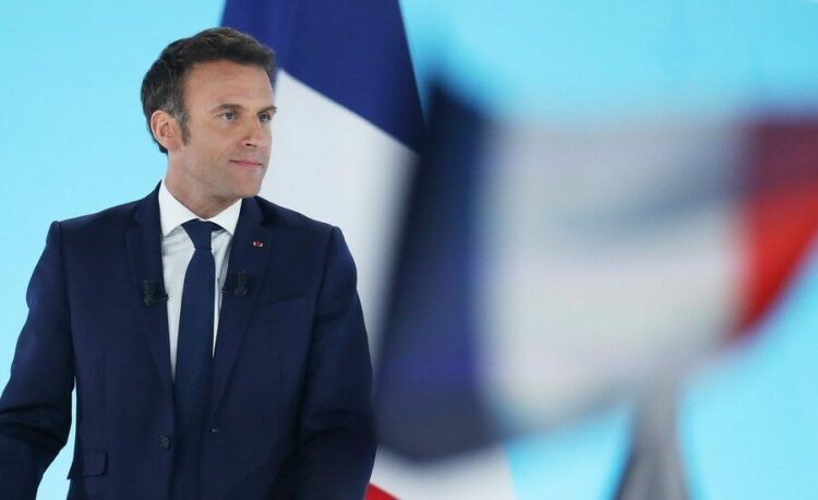 Macron: 15 yaş altına sanal medya yasağı tüm Avrupa'da standart olmalı