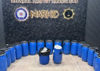 Bayrampaşa’da düzenlenen operasyonda 486 kilo 450 gram uyuşturucu madde ele geçirildi