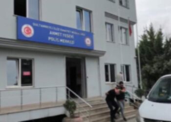 Sultanbeyli’de eski nişanlısını sokak ortasında darbeden şüpheli yakalandı