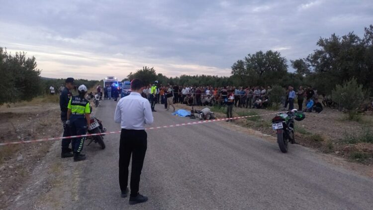 Manisa’da kamyonetle çarpışan motosikletin sürücüsü öldü