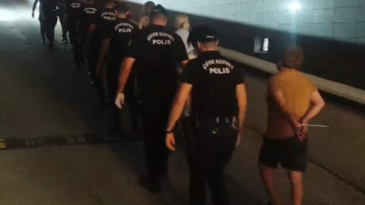 Mersin’de ‘Ailem Güvende’ operasyonunda 28 şüpheli tutuklandı