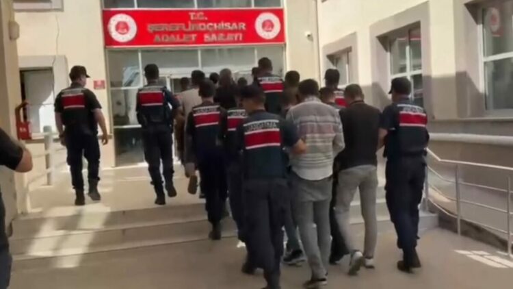 Ankara’da uyuşturucu ticareti operasyonu: 17 gözaltı