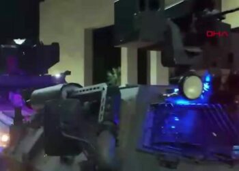 Manisa'da uyuşturucu operasyonu: 20 tutuklama