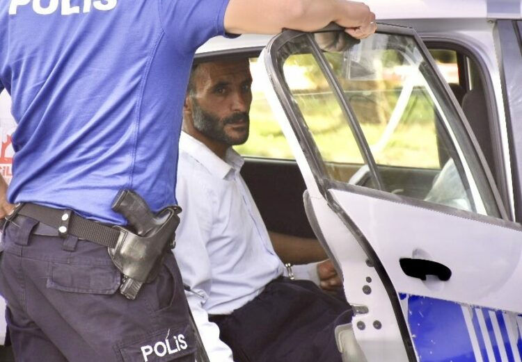 Büşra bebek soruşturmasının şüphelileri adliyede; anne ve baba tutuklandı