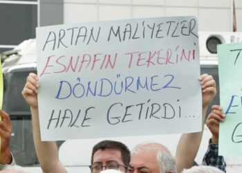Özel halk otobüsü esnafından ücretsiz taşımaya düzenleme talebi