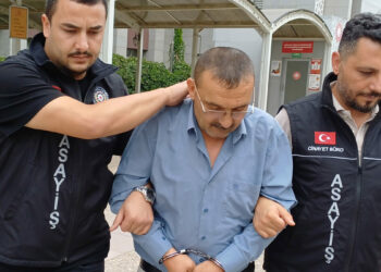 5 bıçak darbesiyle ağır yaralanan kadın uzaklaştırma kararı aldırmış