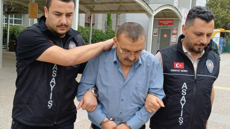 5 bıçak darbesiyle ağır yaralanan kadın uzaklaştırma kararı aldırmış