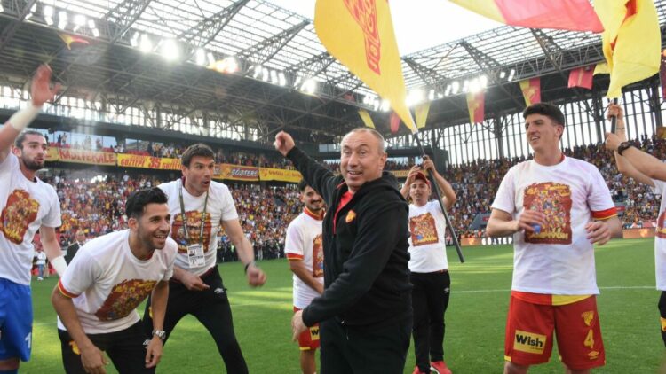 Göztepe'de istikrarın adı Stanimir Stoilov