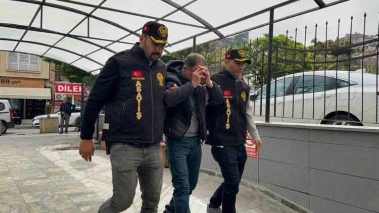 25 yıl hapis cezasıyla aranan hükümlü, 9 yıl sonra Eskişehir'de yakalandı