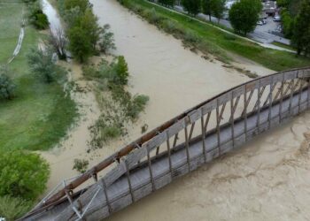 İtalya'da 12 bölge için şiddetli yağış uyarısı yapıldı