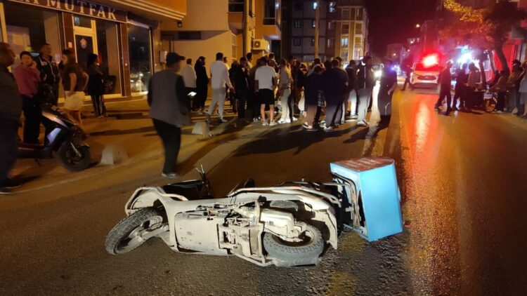 Edirne’de motosiklet yayaya çarptı; 1’i ağır, 2 yaralı