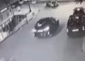 Üsküdar’da motokuryenin ağır yaralandığı kaza kamerada