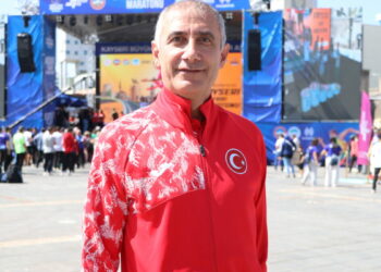 TAF Başkanı Karadağ: Türk atletizminin bu yeni tesisle dereceler elde edeceğine inanıyorum