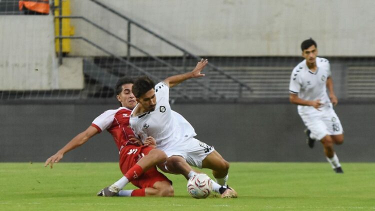Altay mağlubiyetle tanıştı