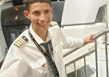 Uçak tutkunu Burak'ın hayali gerçek oldu