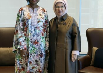 Emine Erdoğan, Sierra Leone Devlet Başkanı’nın eşi Fatima Maada Bio ile görüştü