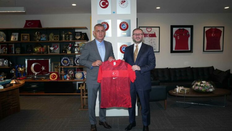 Şenol Kazancı'dan, TFF Başkanı Hacıosmanoğlu'na ziyaret