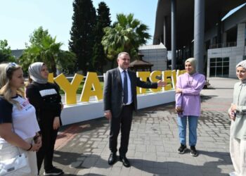Bakan Bak: Seyahatsever projemize inanılmaz ilgi var