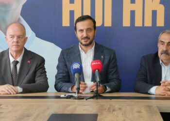 AK Parti İstanbul İl Başkanı Özdemir, Adalar Belediyesi başkan vekili seçiminin ardından konuştu