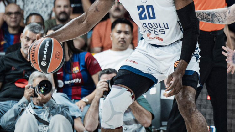 Barcelona - Anadolu Efes: 89-82