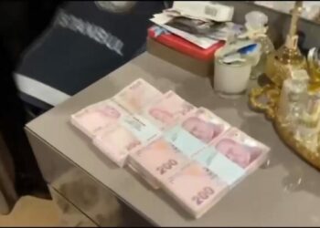 İstanbul'da sahte belgelerle vatandaşlık operasyonu: 33 tutuklama