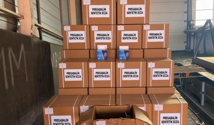 Mersin'de 1 ton 716 kilogram pregabalin ele geçirildi