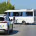 Servis midibüsü tur otobüsüne çarptı: 6 yaralı