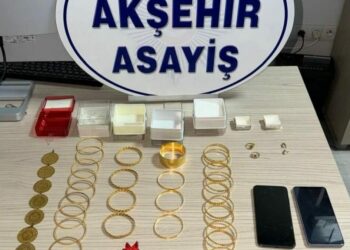 Manisa'da 6 milyon TL'lik dolandırıcılığa 2 tutuklama