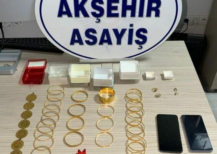 Manisa'da 6 milyon TL'lik dolandırıcılığa 2 tutuklama