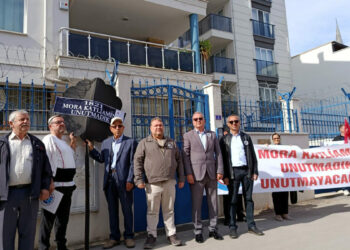 Edirne’de, Mora Katliamı’nın 205'inci yılında Yunanistan Konsolosluğu'na siyah çelenk