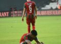 Karşıyaka futbolda dağıldı