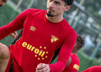 Göztepe sahaya indi
