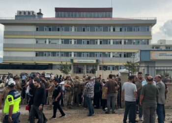 Okul bahçesinde tartıştığı öğretmen amcasını öldürdü