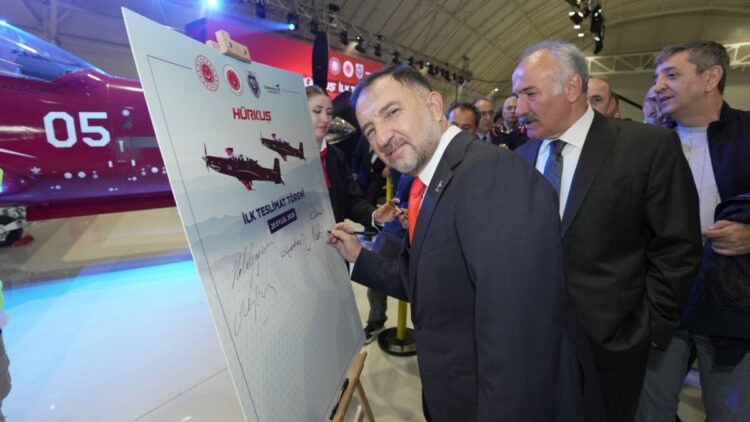 2, Türk Hava Kuvvetleri'ne teslim edildi