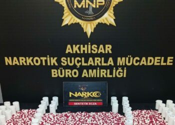 Otomobilden uyuşturucu haplar çıktı; sürücü tutuklandı