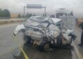 TIR, otomobile çarptı; 2 ölü