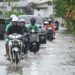 Tayland'ın başkenti Bangkok'ta sel 700 bin kişiyi etkiledi